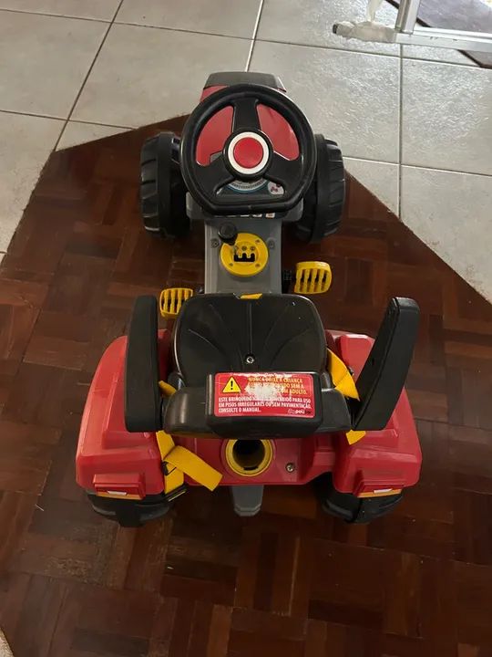 Trator Infantil Passeio Pedal Politractor Vermelho - Poliplac - Foto 2