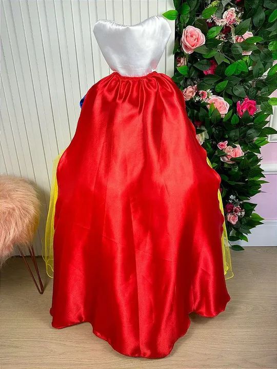 Vestido fantasia Branca de Neve  - Foto 4