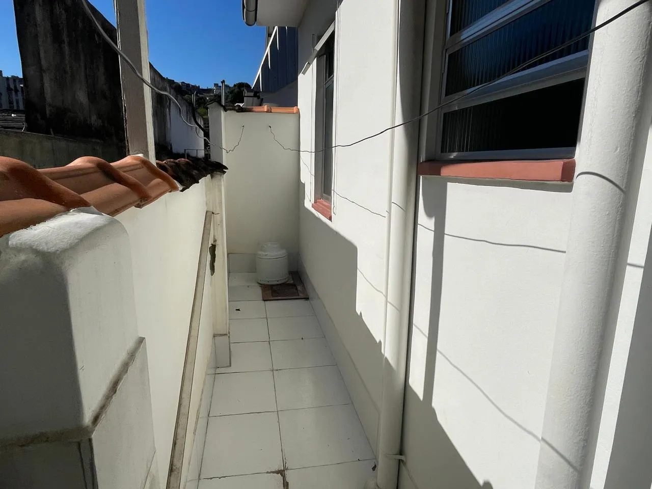 Casa para locação com 38m2 e 2 quartos em Santa Rosa - Niterói - RJ