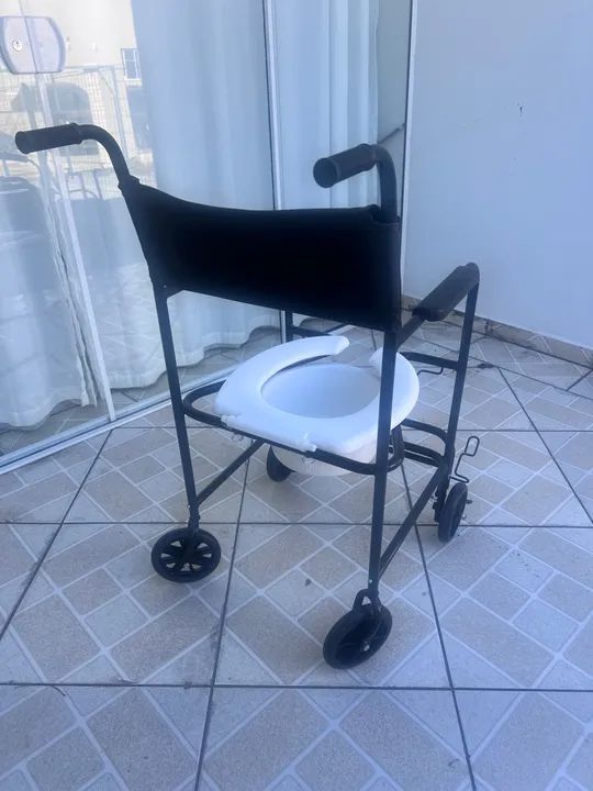 Andador com assento e freio (novo) - Foto 4