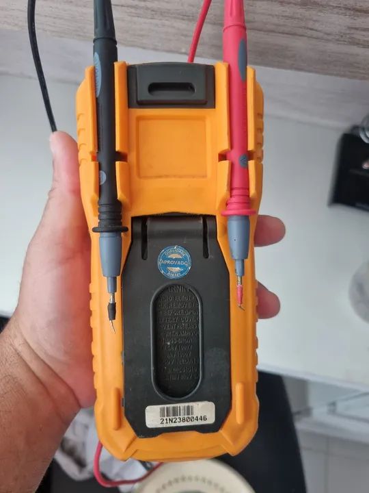 Multímetro Digital Hikari 2082 - Foto 2