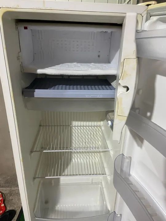 Geladeira em ótimo estado - Foto 2