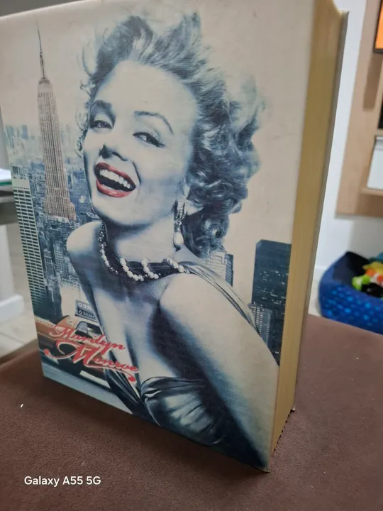 Caixa cofre Marilyn Monroe