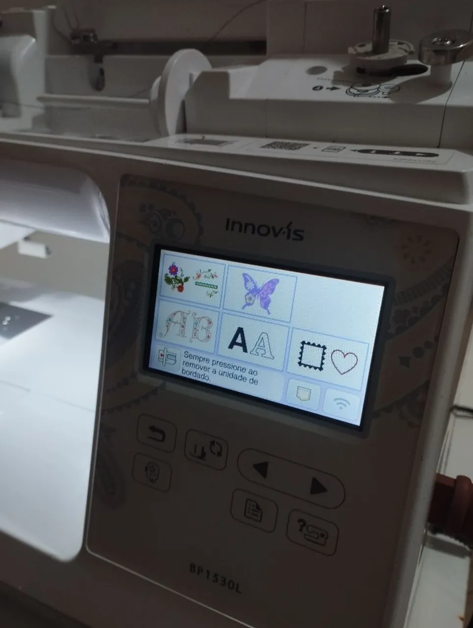 Máquina de Bordar Innovis BP1530L
