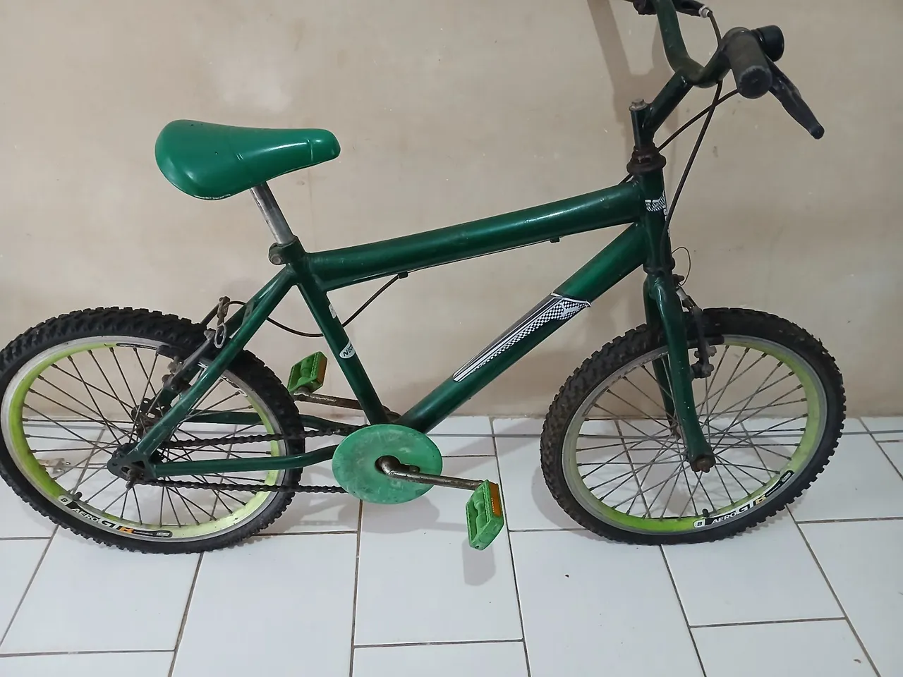 Bicicleta BMX Infantil Verde