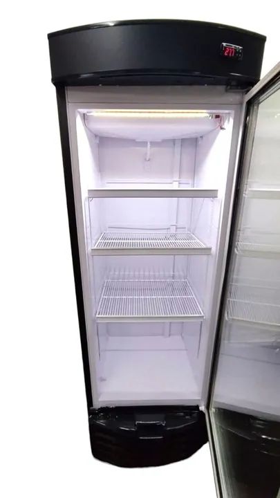 Cervejeira Usada toda Preta  - Foto 4