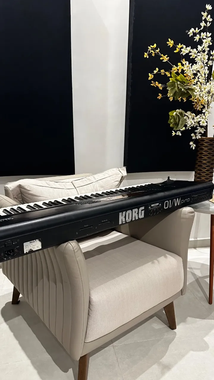 Teclado Korg 01/W Pro