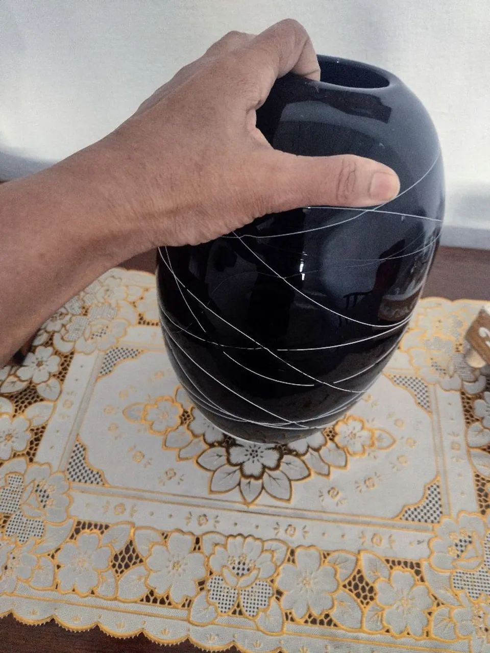 Vaso/jarro em cerâmica, preto com linhas brancas - Foto 6