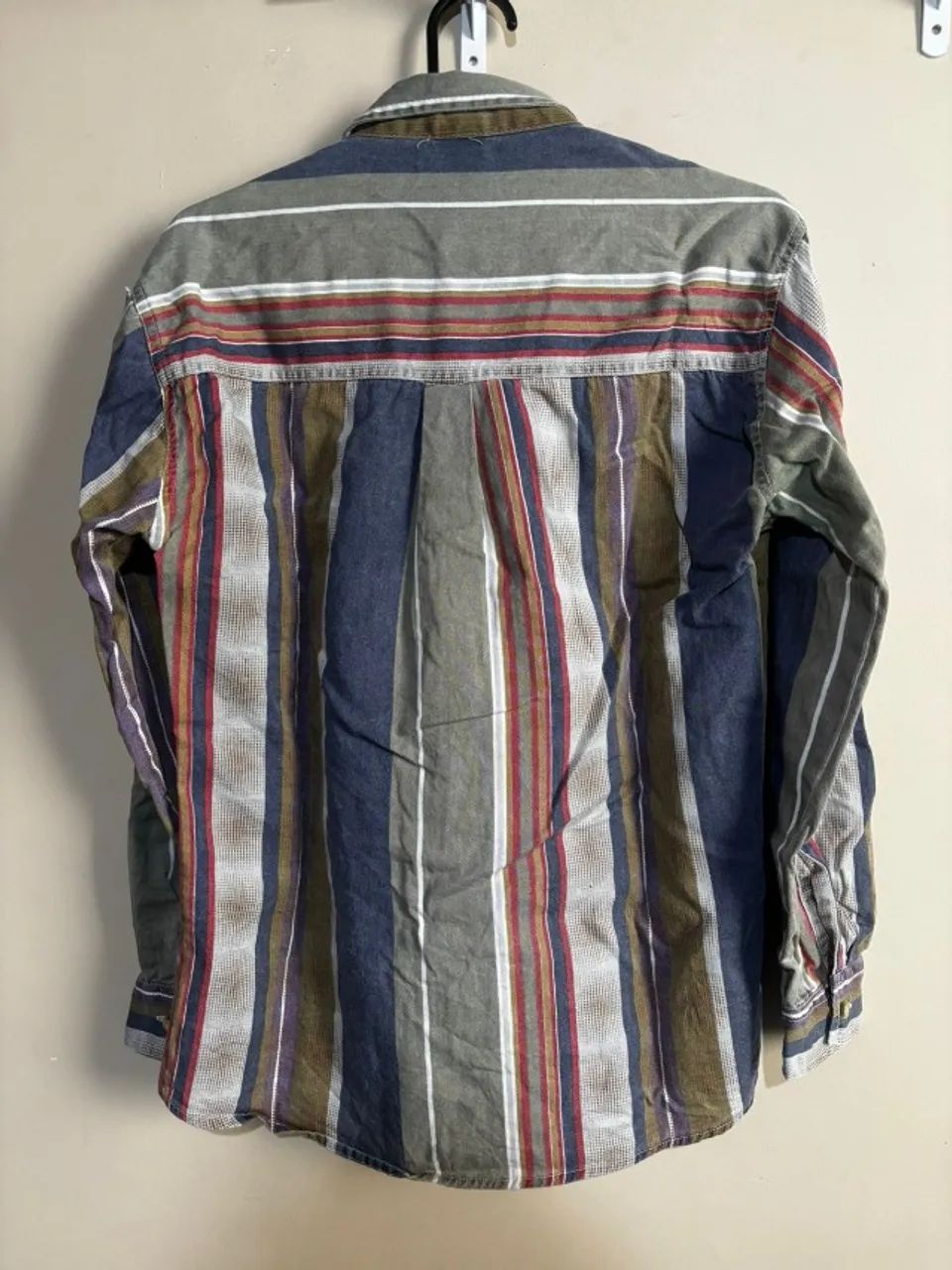 Camisa Listrada anos 90 - Foto 3