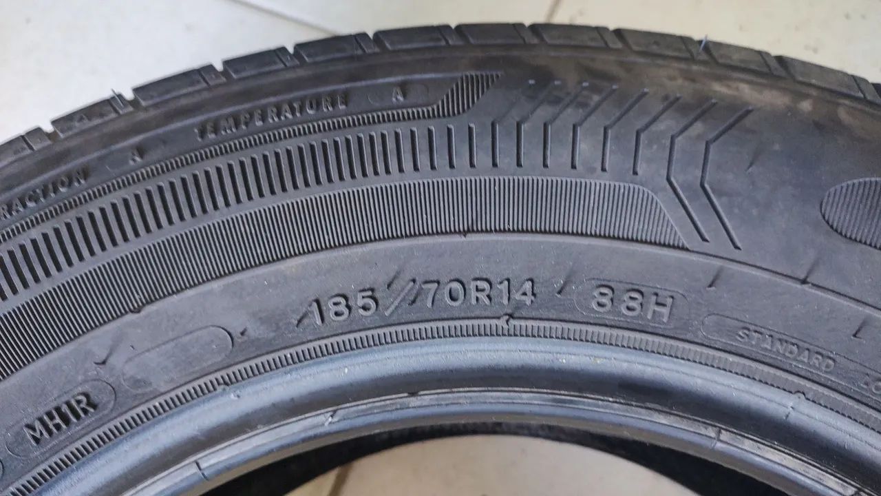 Pneus Usados Goodyear EfficientGrip - Foto 2