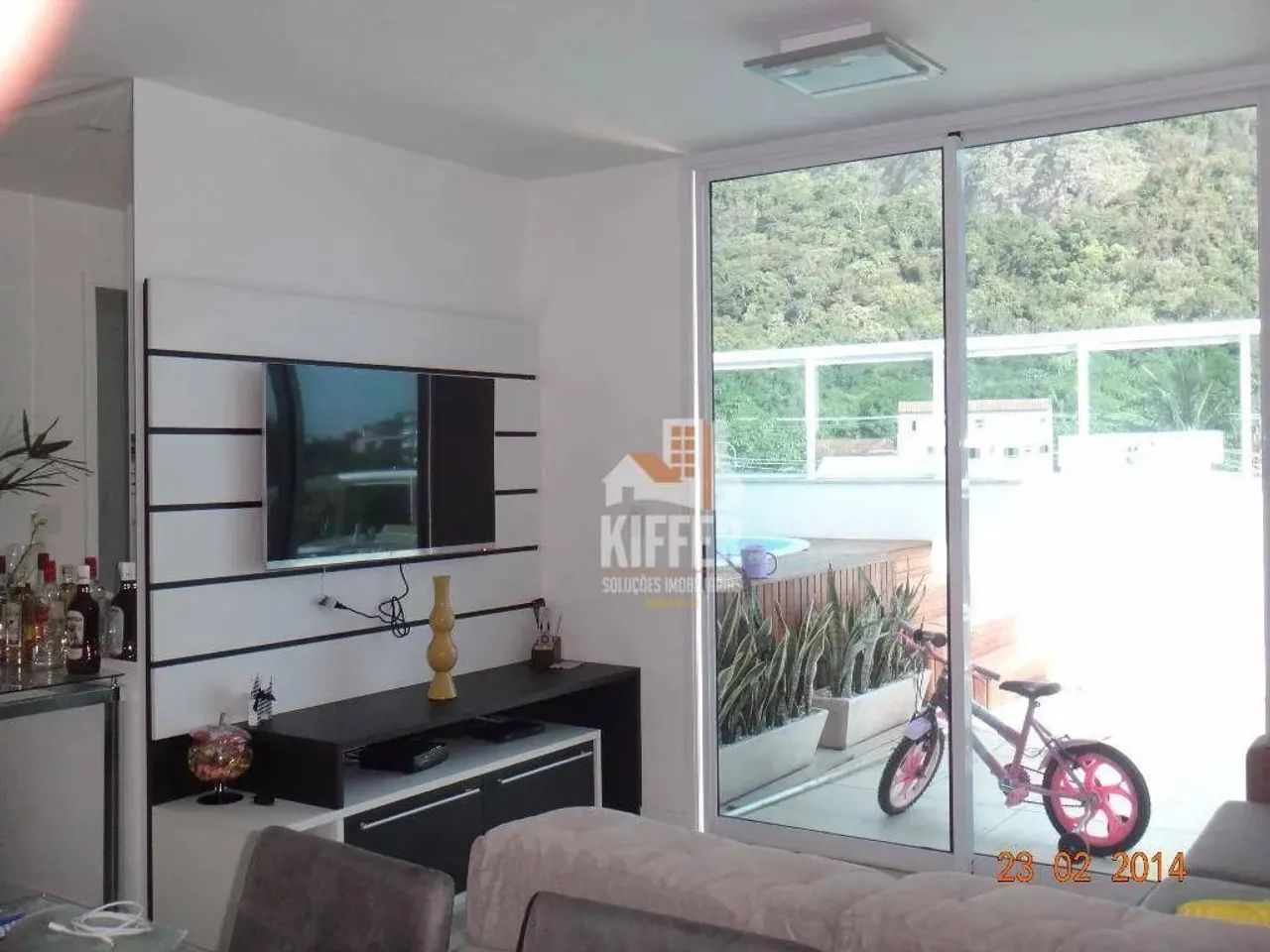 Imobiliária Kiffer Ferreira anuncia: Coberura duplex, 2 banheiros, 2 suítes, 01 quarto, cl - Foto 4