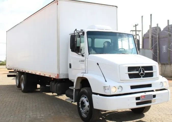 Volkswagen 1620  Baú 2012