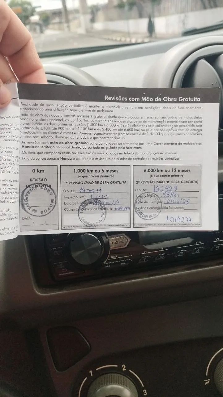 CBR 650R 2024  - Foto 4