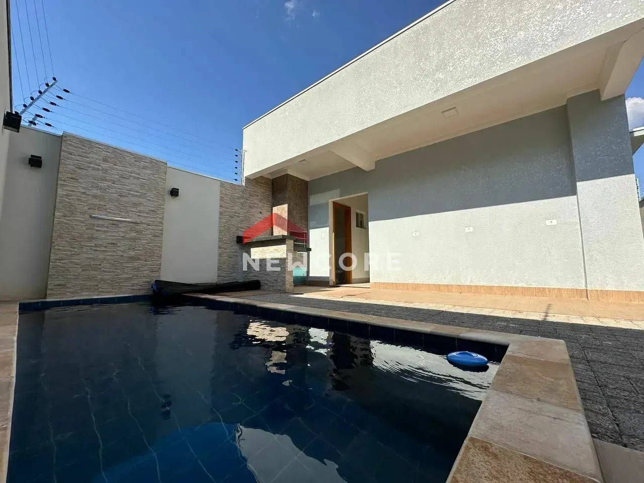Casa em Rua Pioneiro Hideo Toda - Zona 31 - Maringá/PR