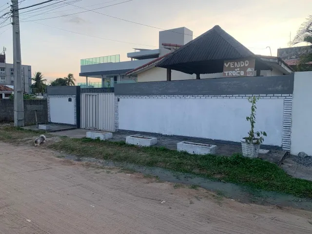 VENDO CASA EM CAMBOÍNHA 2 DIRETO COM PROPRIETÁRIO .