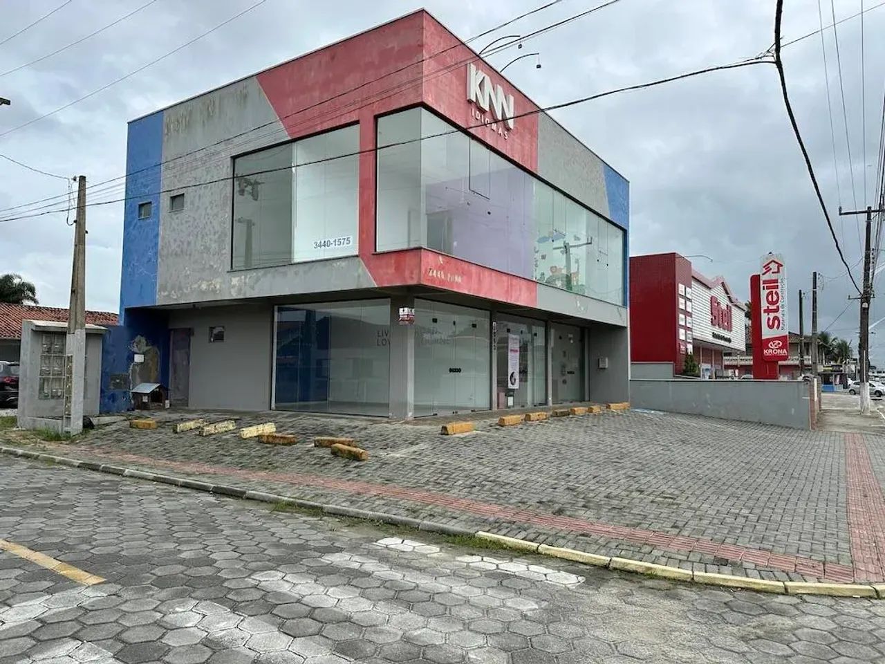 Prédio Comercial com 217m², à venda em Balneário Barra do Sul - Costeira