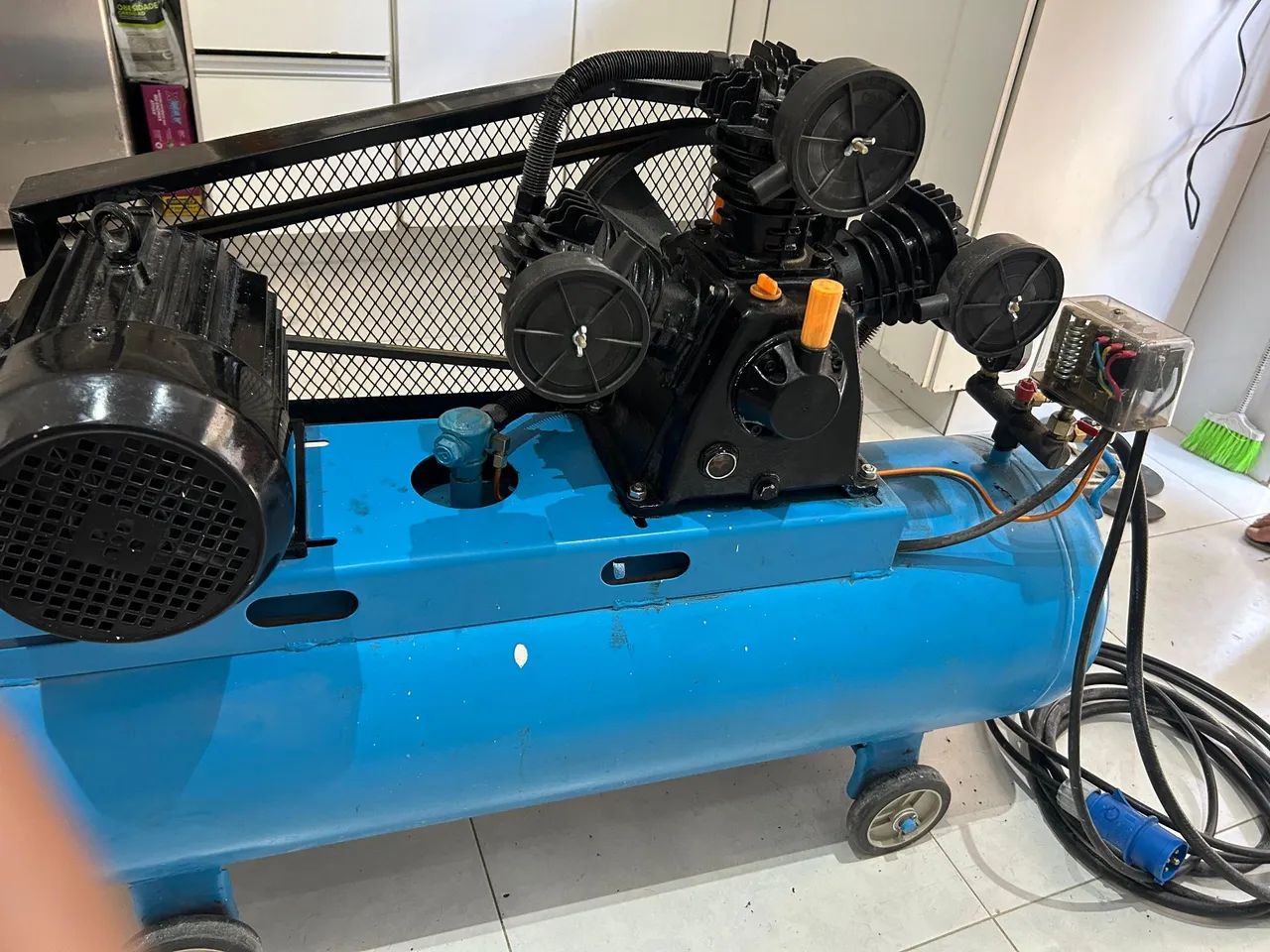 Compressor de ar 10 pés  - Foto 3