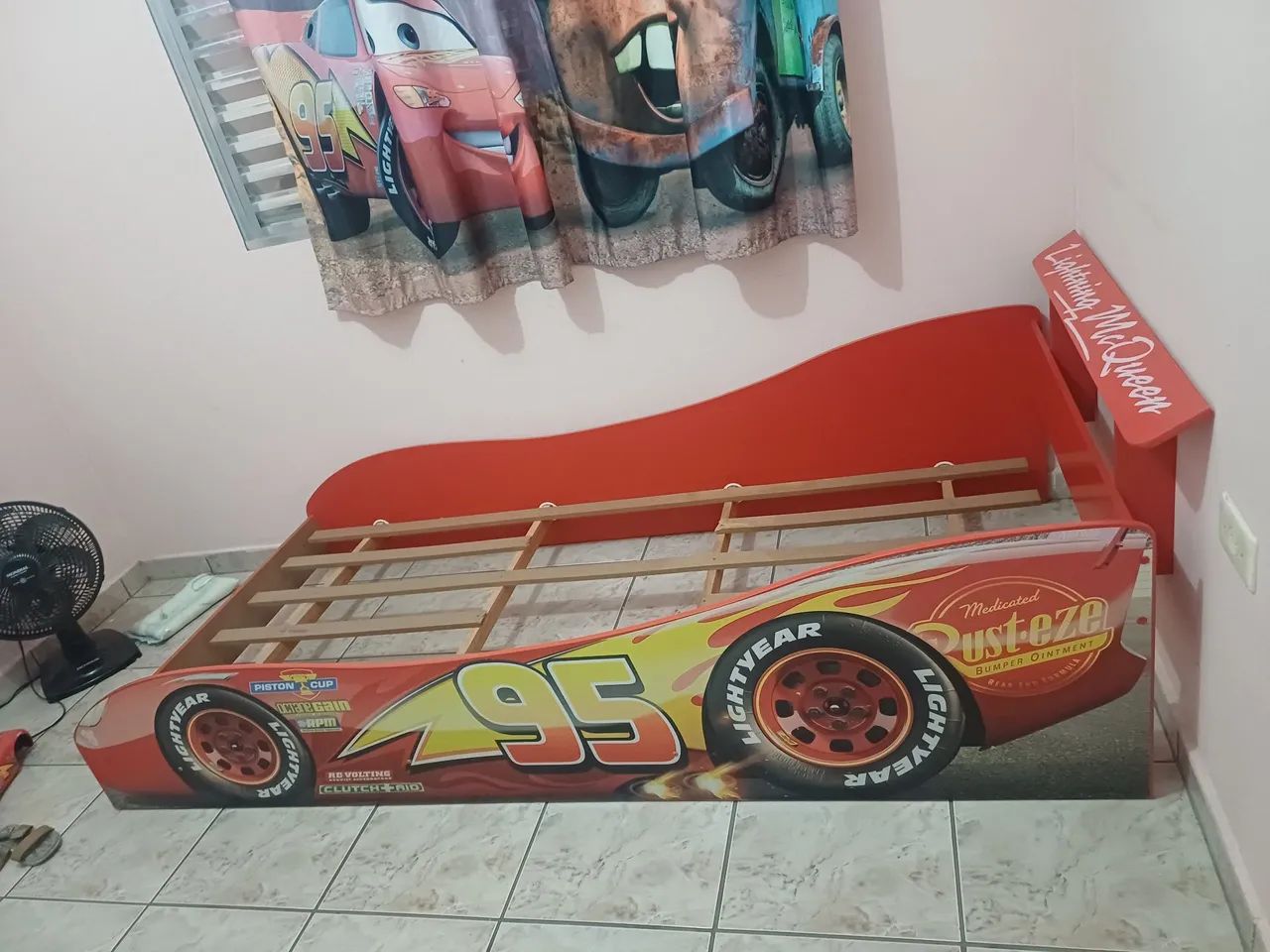 Cama infantil mcqueen com colchão 