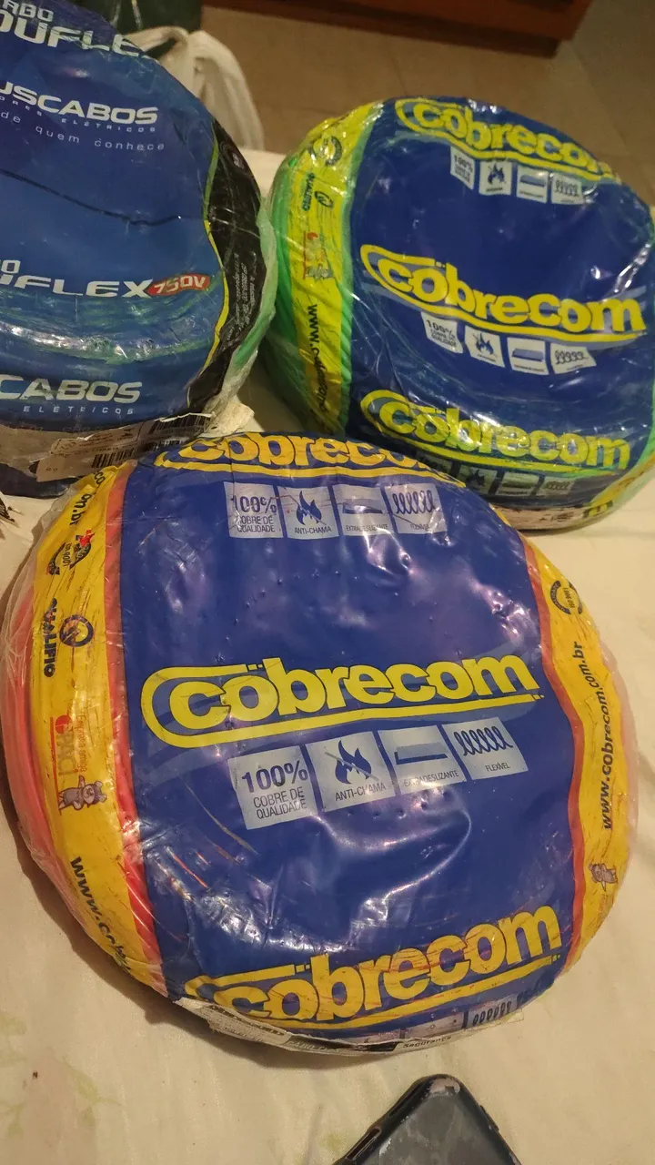 Cabo 4ml    e.  Cabo 2,5      a peça 