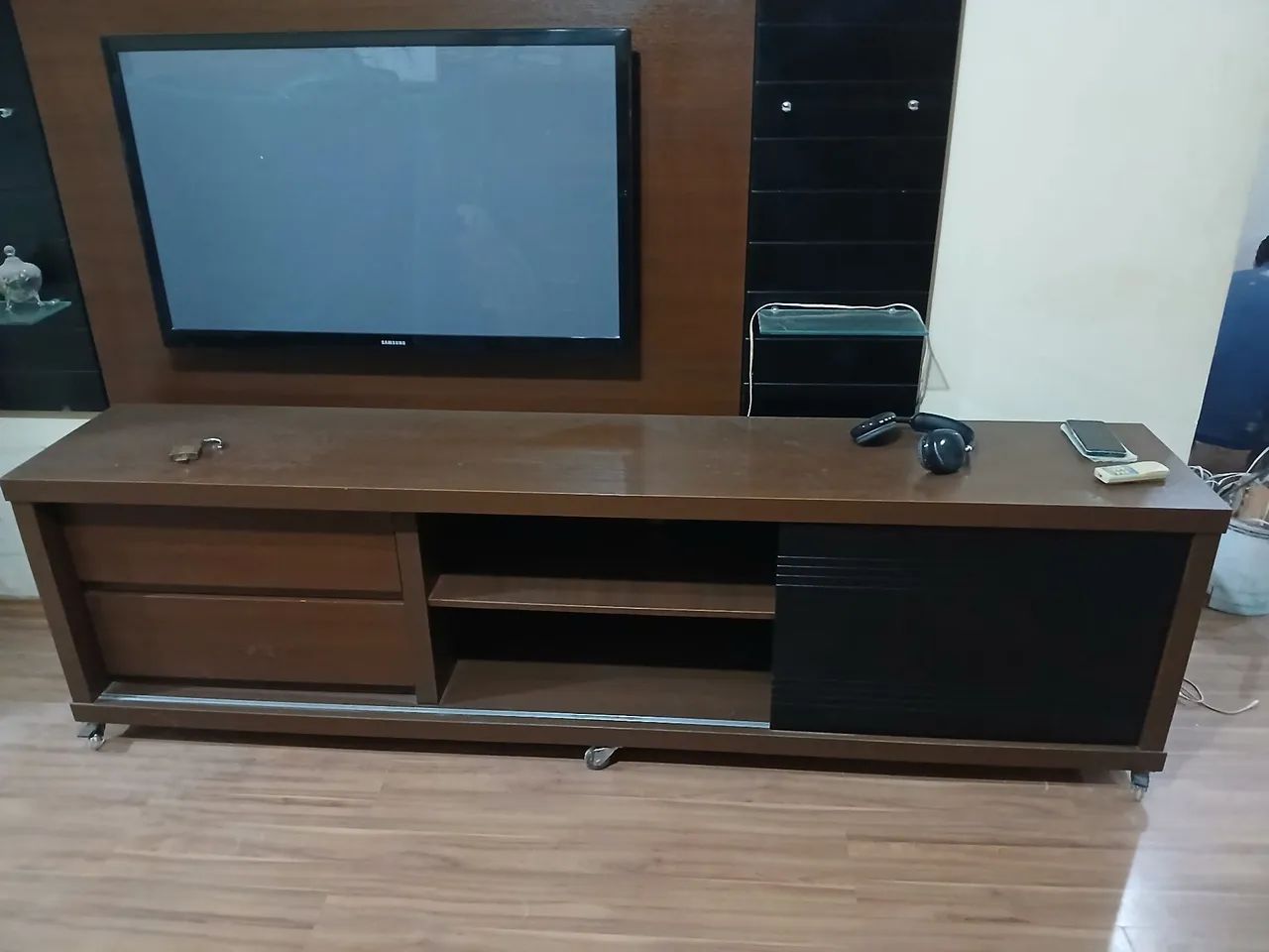 Rack com Painel para TV - Amadeirado