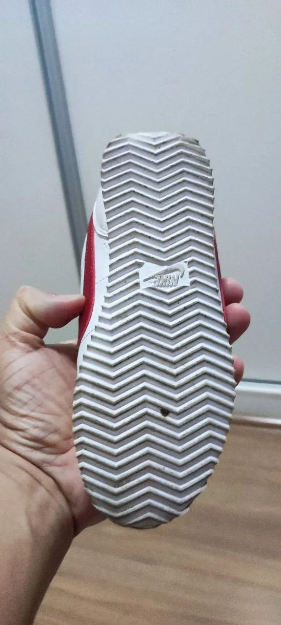 Tênis Infantil Nike Cortez Tam. 30 Original Usado - Foto 4