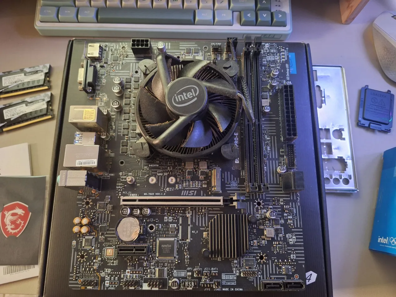 Kit Gamer - B560m + i5 11400f + 16gb ram