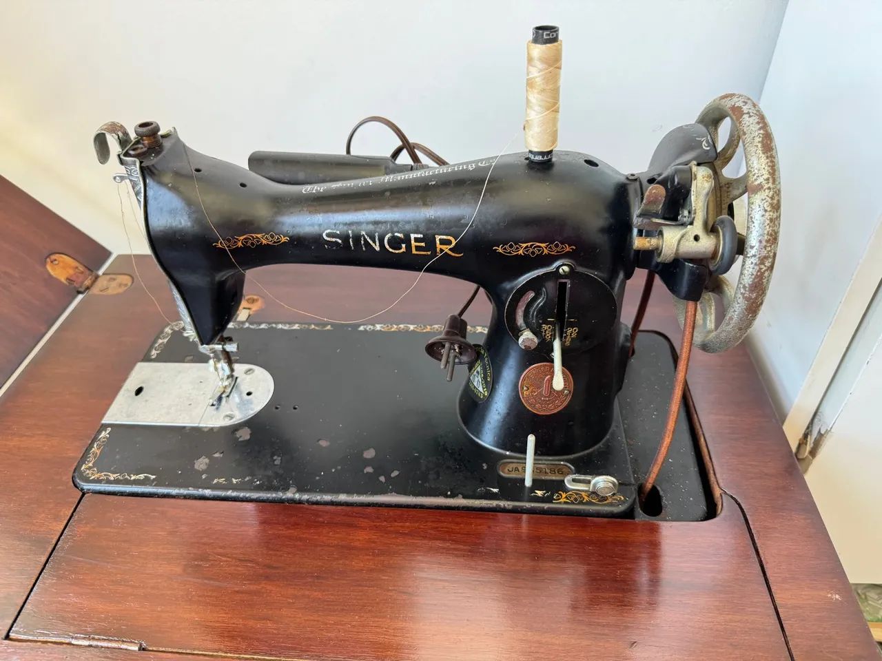 Máquina de Costura Singer Antiga