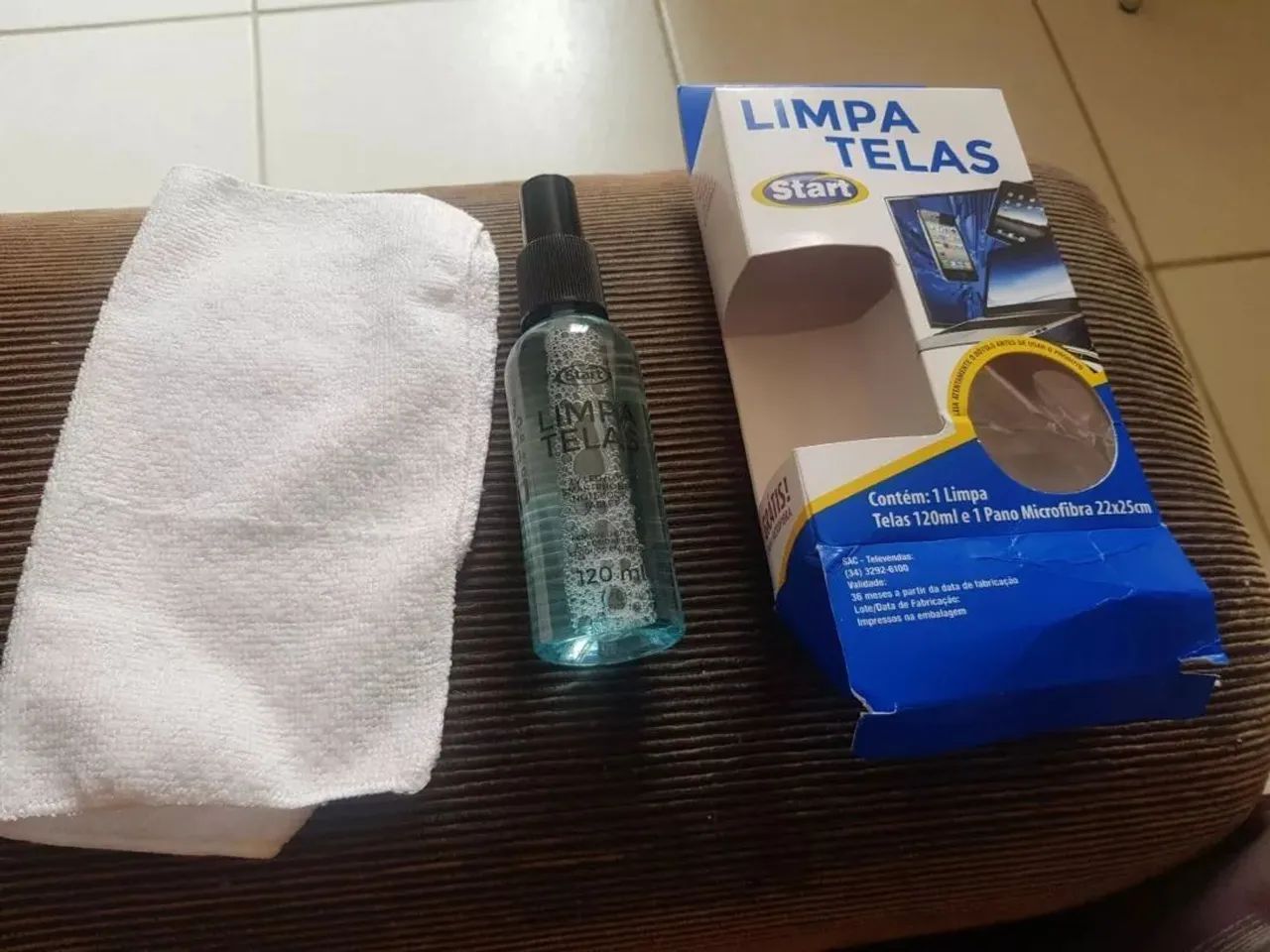 Removedor De Sujeira De Tela (Televisão, Notebook etc) Limpa Telas+Pano De Microfibra - Foto 2