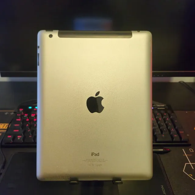 iPad本体 Ipad Apple 4th 64gb with Keyboard ipad 4 64gb