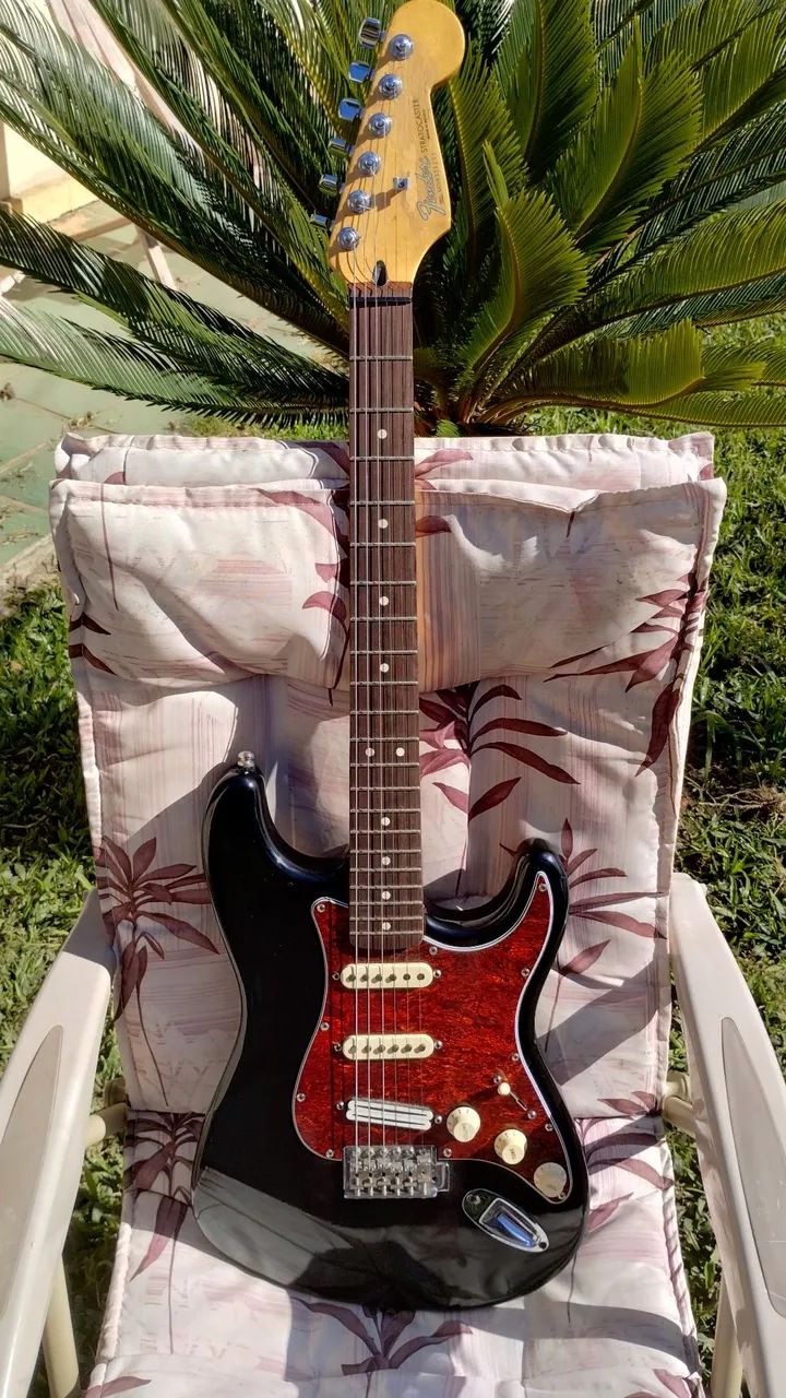 Guitarra Fender Stratocaster