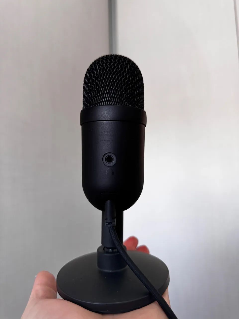 Microfone Condensador Razer Seiren V2 X USB  - Foto 5
