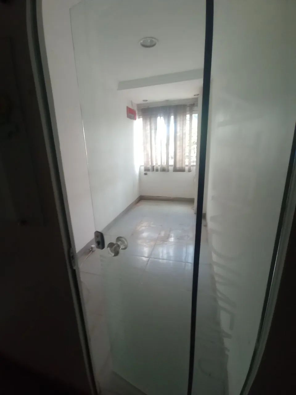 Aluga-de sala comercial - Foto 2