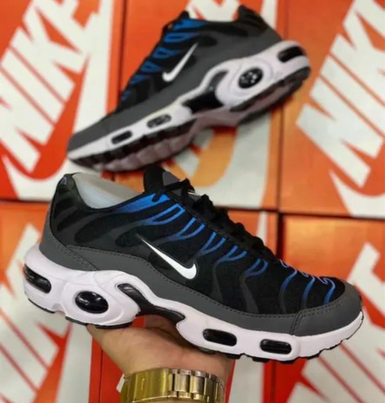 Tênis Air Max Plus TN - Preto e Branco verde e azul entregamos  - Foto 2