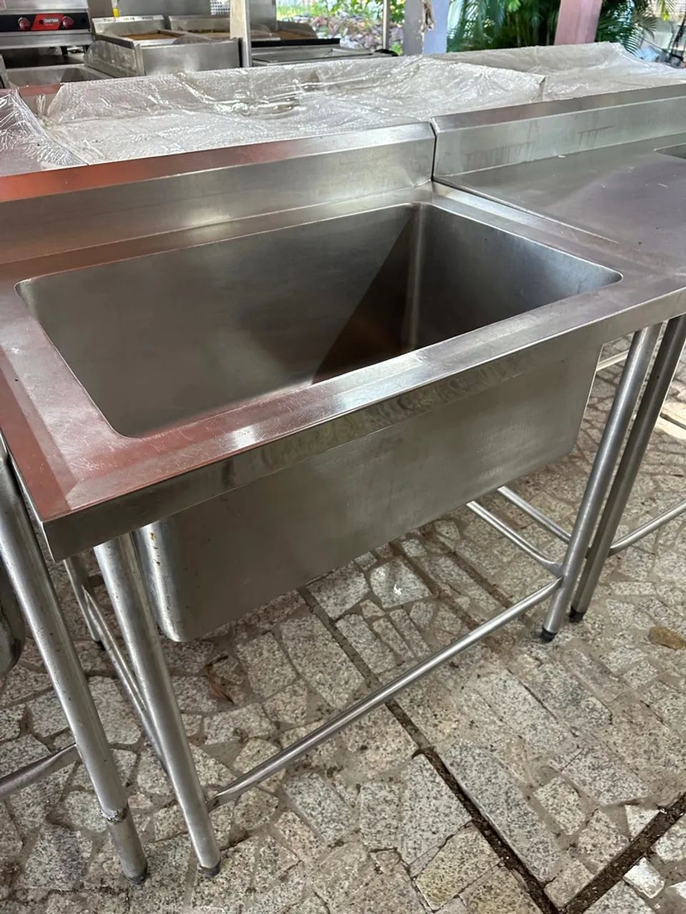 Bancada de Aço Inox com Cubas - Ideal para Cozinha Profissional - Foto 2