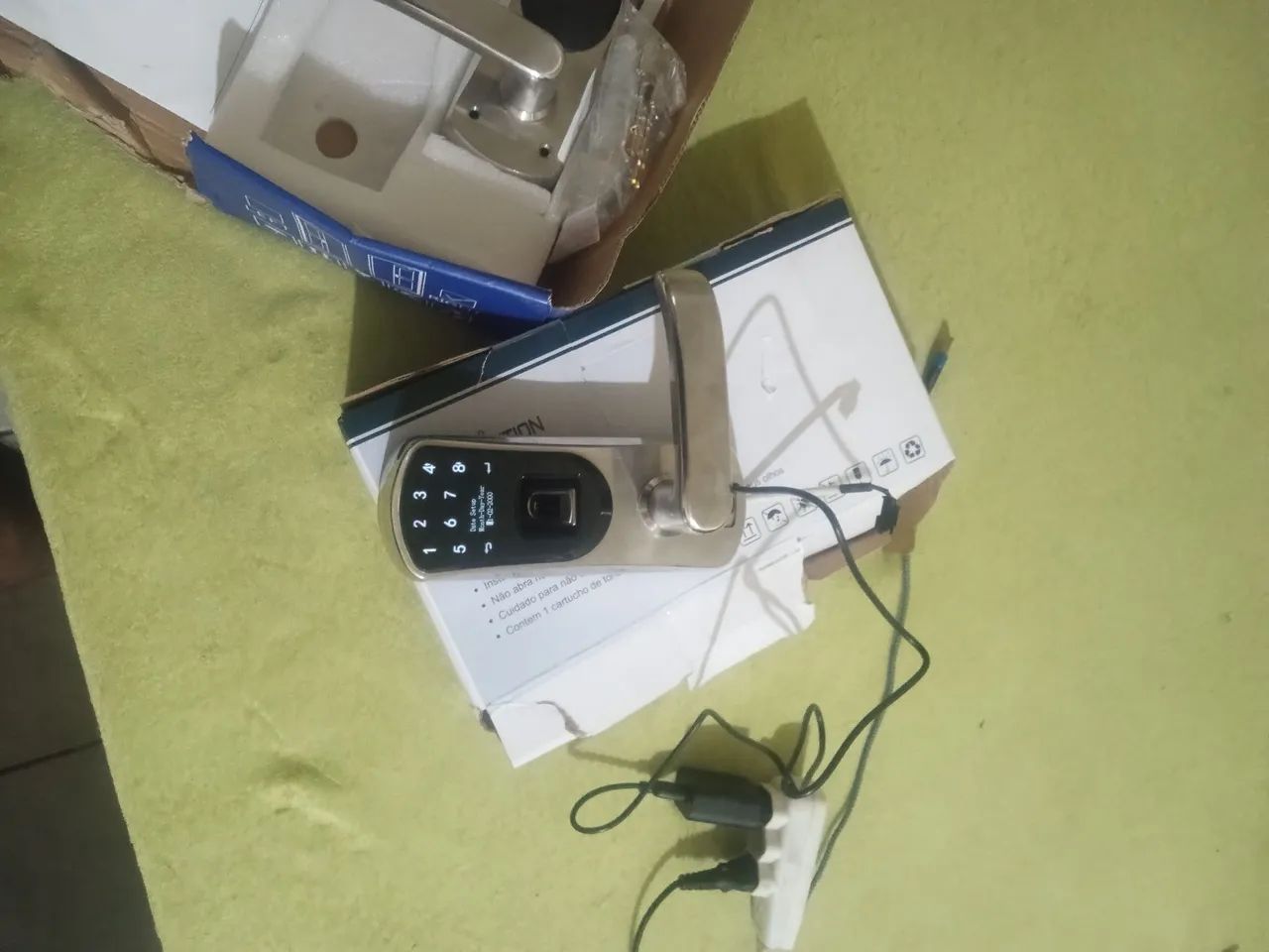 Fechadura elétronica impressão digital. E código em numeros - Foto 3