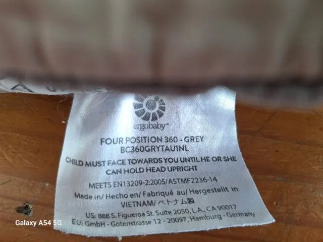 Canguru Ergobaby Original - 360 de 4 posições - Foto 5