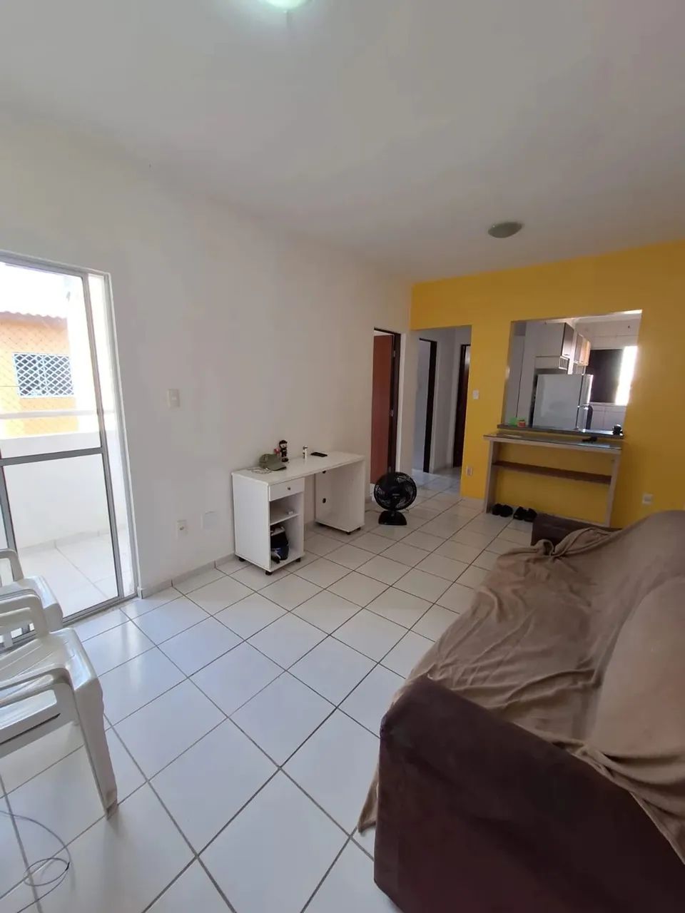 ALUGO APT SOLAR DA ILHA