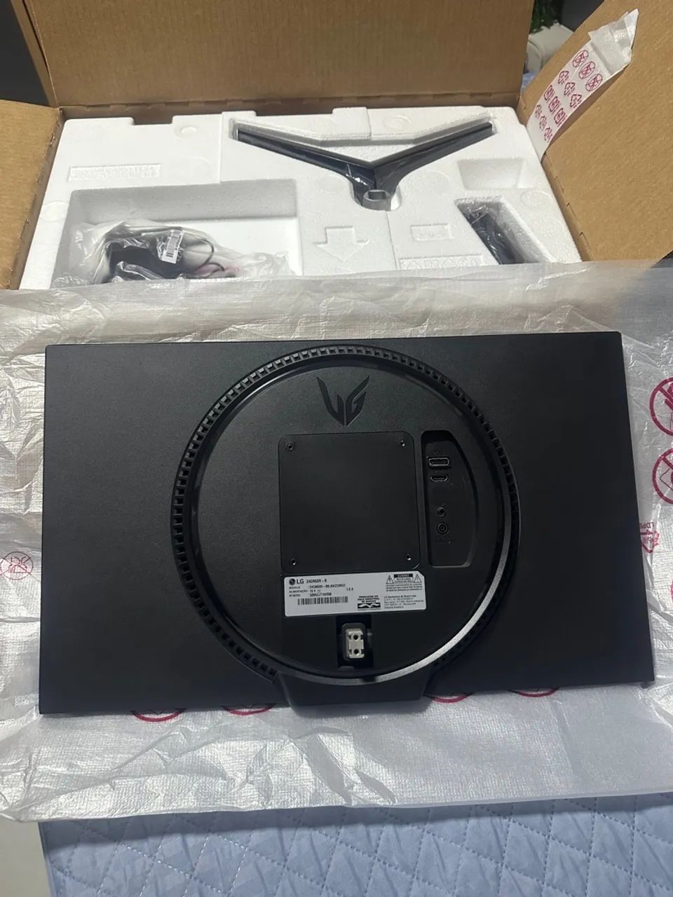 Monitor Gamer LG UltraGear 24GN60R 24'' 144Hz 1ms - Foto 3