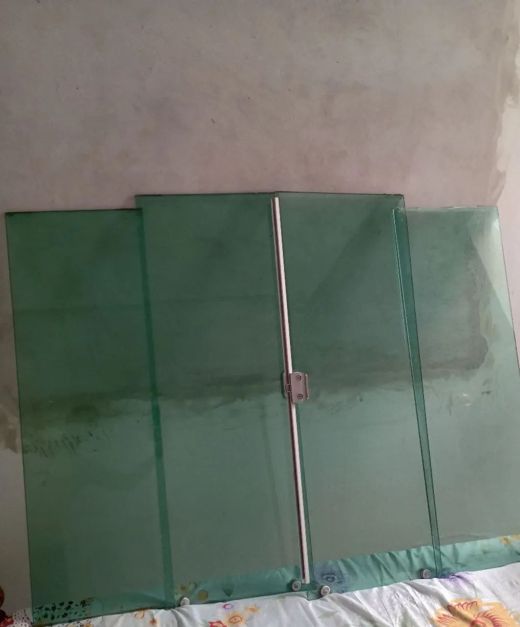 Janela de vidro 64169299160707122