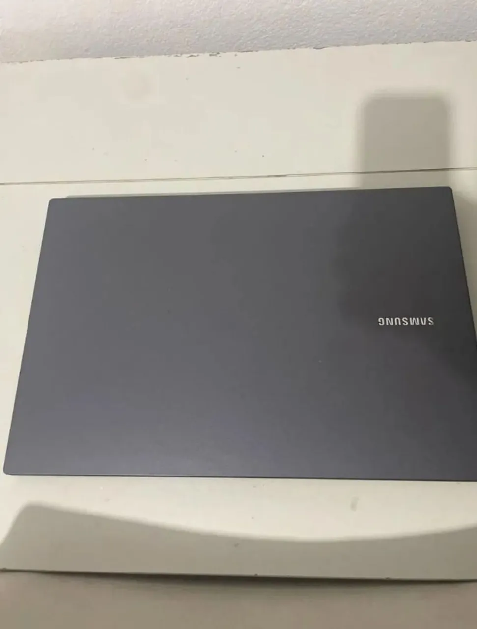 Notebook Samsung - Design Elegante e Desempenho