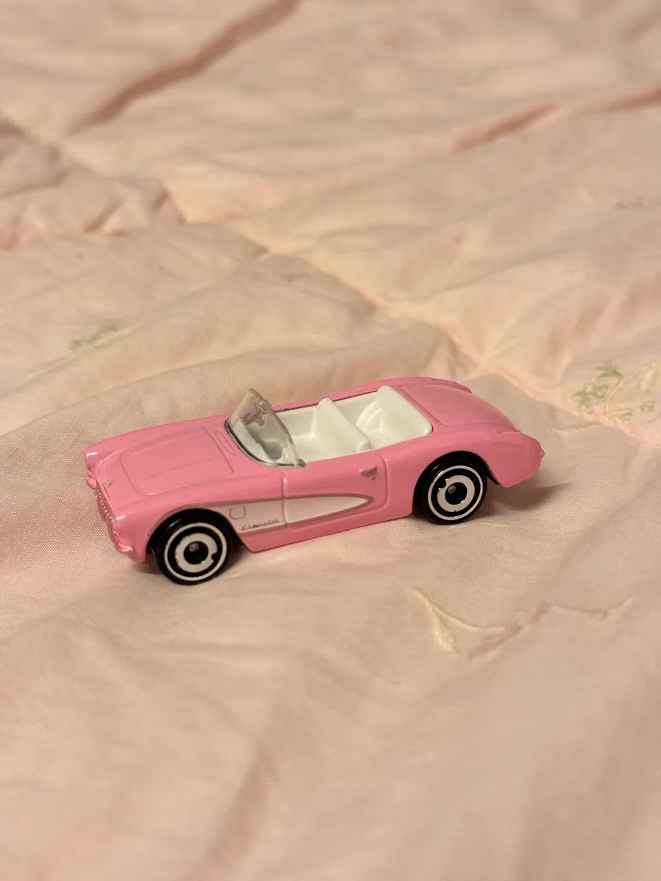 Hot wheels 1956 corvette, Barbie rosa  - Foto 2