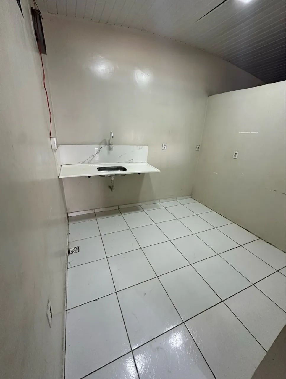 Aluga-se ponto comercial na Manoel Felipe  - Foto 4