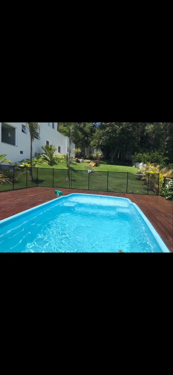 Cerca de piscina