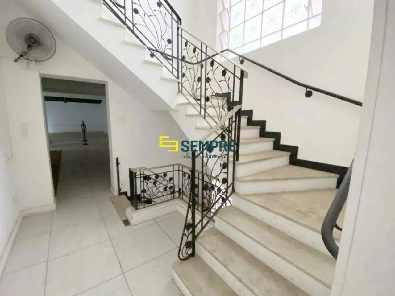 Casa comercial para vender no Lourdes em BH - Foto 2