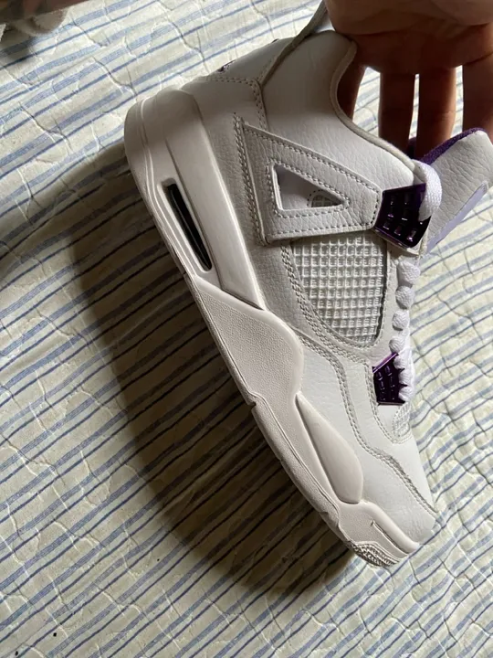 Nike Air Jordan 4 Metalic purple