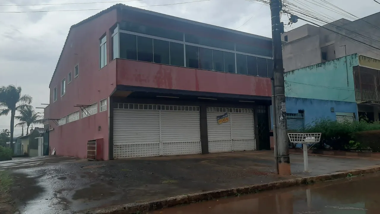 Prédio Loja Planaltina DF Aluguel St tradicional