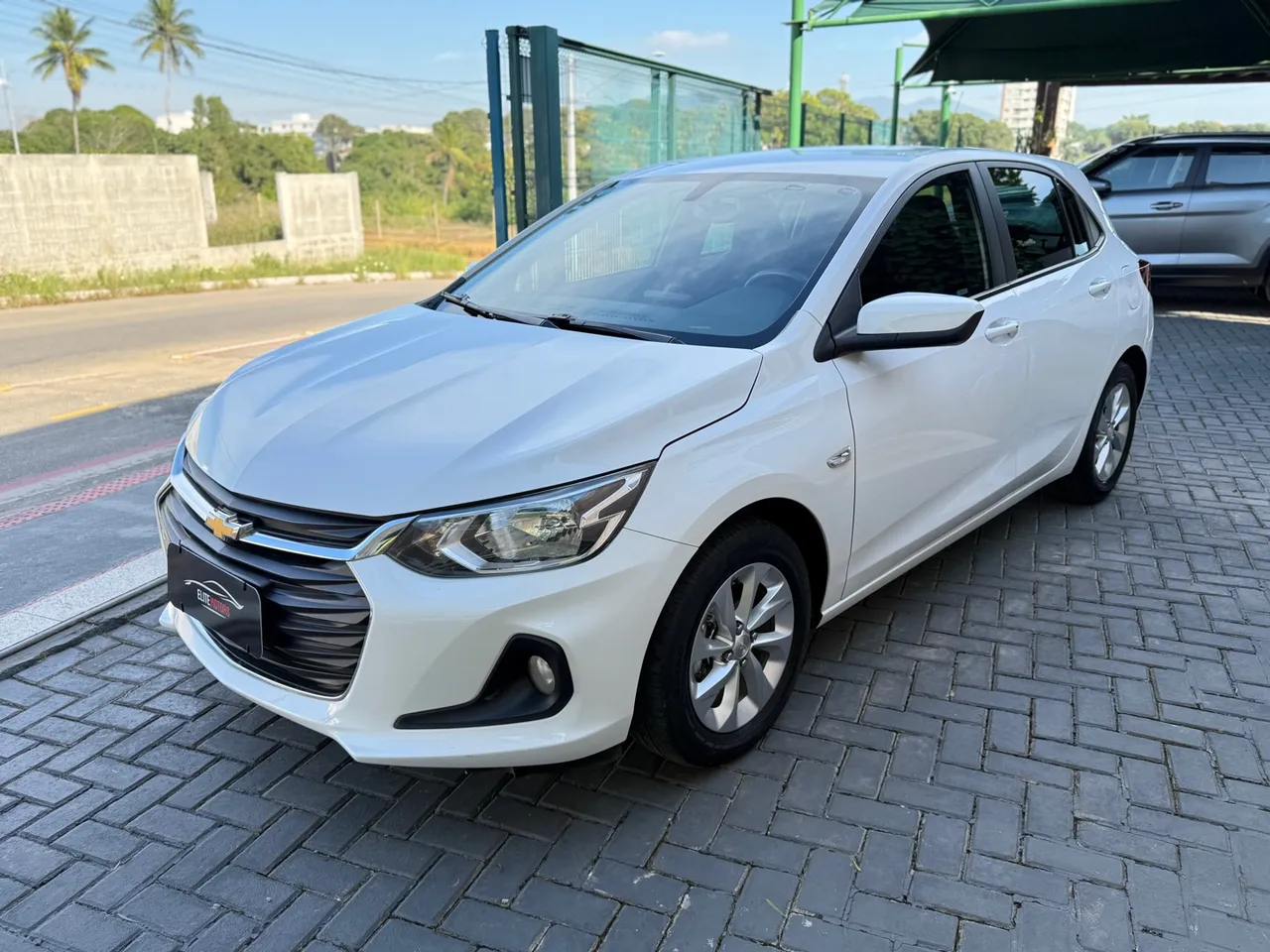 Chevrolet Onix Hatch LTZ 1.0 turbo - 2020