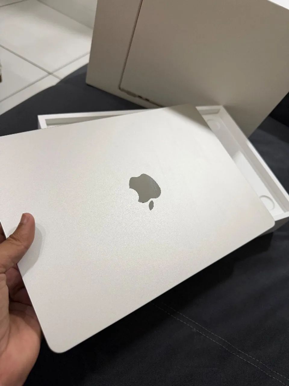 MacBook Air M2 Starlight 16GB RAM | Gatantia Apple Até 07/26