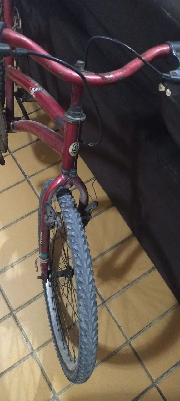 Bicicleta vermelha em ótimo estado - Foto 3
