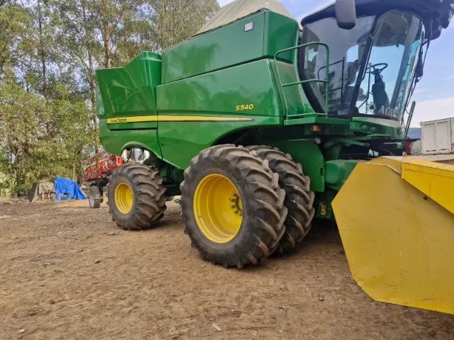 Colheitadeira S540